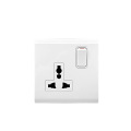 Enchufe de interruptor universal personalizado con puerta protectora 13A